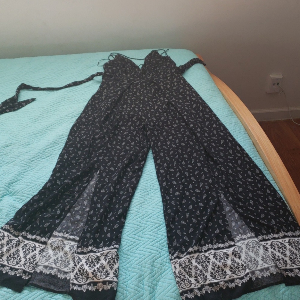 Romper - Picture 4 of 4